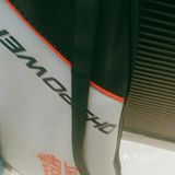 平常家里有人休息，可以在户外运动起来