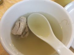 -年辉渔村·非遗传承餐厅(新丰江店)