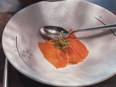 三文鱼温泉蛋配鱼子-Solo(衡山路店)