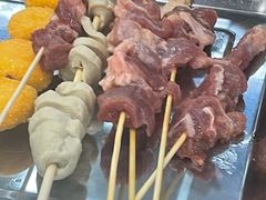 -哈尔滨小酒馆·鲜肉现穿自助烧烤(康新花园店)