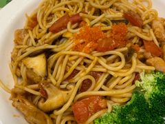 红蟹籽茄香鸡柳意粉-佰搭果·广式茶餐厅(西华路店)