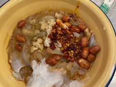 刮凉粉-东排食堂长沙小吃大排档(五一广场店)