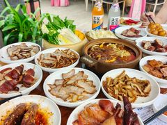 -老鼎万春卤菜(五代传承创始老店)