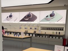 -华为授权体验店(中山公园来福士)