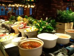 自助取餐区-OPEN開全日自助餐厅·牛肉火锅·海鲜(佛山希尔顿酒店)