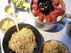 -巴厘龙虾·榜首油焖大虾(音乐学院·沿江酒馆店)