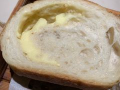 芝士粒粒法包-PAPER STONE BAKERY(天环店)