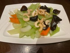 西芹炒百合-北海银滩皇冠假日酒店-德丰楼中餐厅