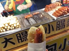 -六合夜市