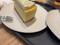 -星巴克臻选(上海中环广场2F店)