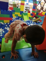 -孩子王(巴南万达广场店)