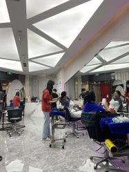 -变画·发型STUDIO