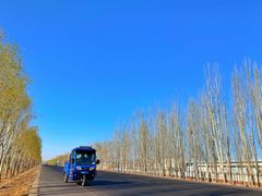 -亿利库布其七星湖沙漠生态旅游区