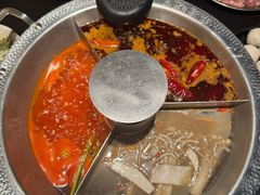 -晓宇重庆火锅(西安荟聚店)