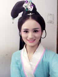 -盘子女人坊生日照·摄影馆(华强店)