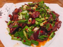 干炒腊牛肉-湘里乡亲甲王二老店