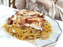 鸡扒炒意粉-喜莲咖啡