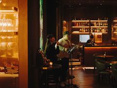 -wineapp葡萄酒餐吧(外滩金融中心店)
