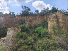 -彩色沙林风景区
