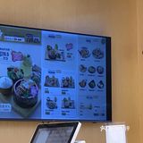 凯丹广场看到的孩子要吃，本来要了27的套餐