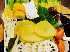 蔬菜拼盘-青柠记忆泰式海鲜火锅(合生汇购物中心店)