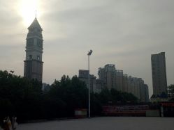 钟楼塔-郑州市世纪公园