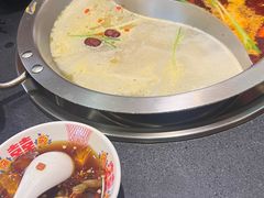 -沸炉重庆老火锅(军事博物馆店)