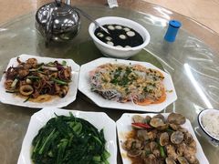 -双月饭店·20年老字号(新村店)
