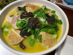 -魏铭鱼头捞饭(晋阳路店)