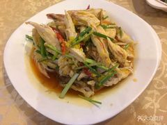 -维吾尔餐厅(宜山路店)