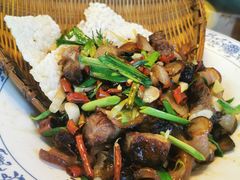 白椒小炒肉-杨记隆府(汉街店)