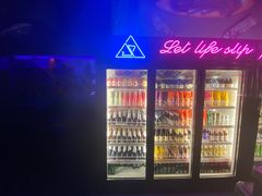 -UP嘻哈酒吧(粉巢店)