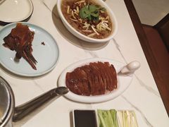 -梅利汴京烤鸭•开封豫菜地标店(东大街店)