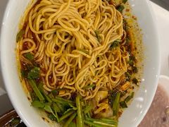 -李与白包子铺(桐梓林店)