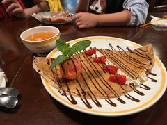 草莓蓝莓鲜奶油荞麦饼-La Creperie法餐厅(桃江路店)