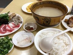 -桥香园云南过桥米线(金马碧鸡店)