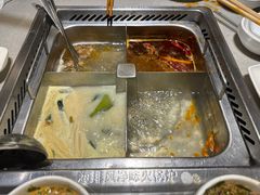 -海底捞火锅(新松江路店)