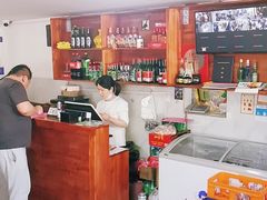 -宝瑞门钉肉饼店
