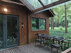 -上海怡沁园度假酒店