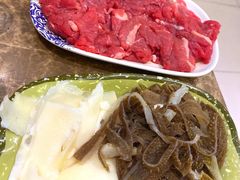 -牛叔鲜羊肉铜火锅(远东小区店)