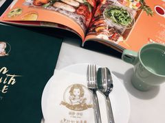 -丽莎沙拉轻食餐厅(国贸店)