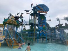 -平江亚马逊水上乐园