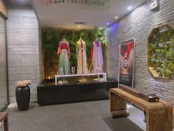 -盘子女人坊生日照·摄影馆(华强店)