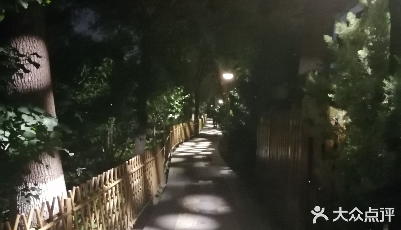 北二环的江南风景区[加油]积水潭西[呲牙]