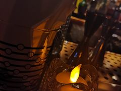 -Whisper Bar 