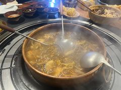 -阿山卓·野生菌火锅·纳西火塘烤肉