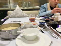 -红鼎豆捞·非遗鲍皇汤火锅(宝丰路店)