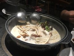 -煲宫猪肚鸡(昆山金鹰国际购物中心店)