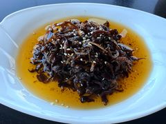 香辣油鸡枞-丽江悦榕庄酒店-明月·雪山庭院餐厅