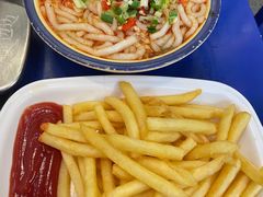 -马路边边火锅串串(观前街店)